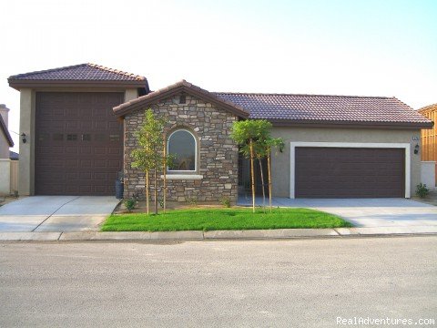 Master Bed | Palm Springs - Indio / Indian Palms CC | Image #4/9 | 