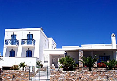 Manossyros | Megas-Gialos, Greece | Hotels & Resorts | Image #1/16 | 