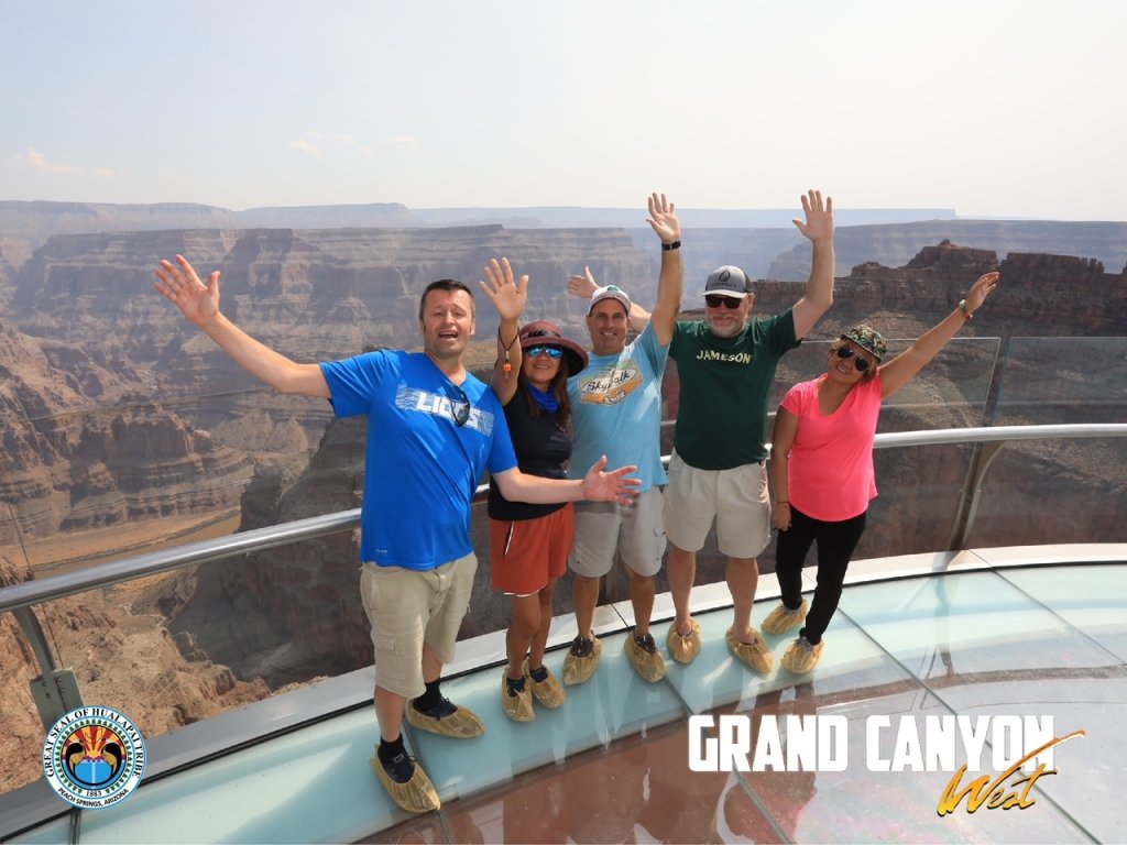 Small Group Grand Canyon Skywalk & Hoover Dam Tour | Image #2/14 | 