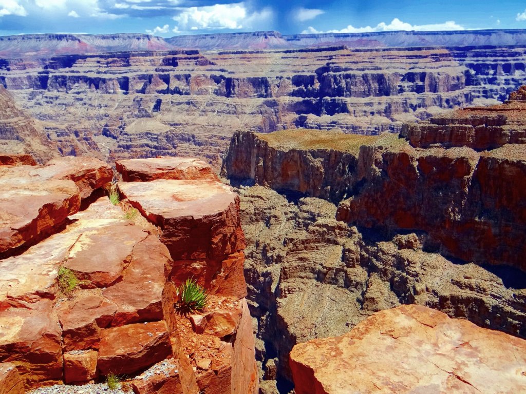 Small Group Grand Canyon Skywalk & Hoover Dam Tour | Image #3/14 | 