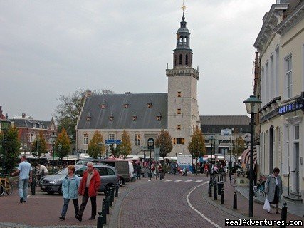 City hall Hulst | Cottage in Nature reserve between Bruges & Ghent | Image #18/22 | 