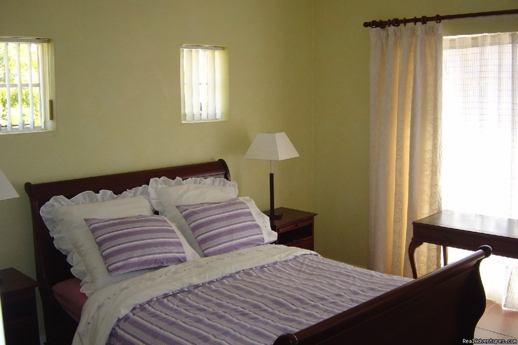 Main Bedroom | Dreamcatcher cottage | Image #2/16 | 