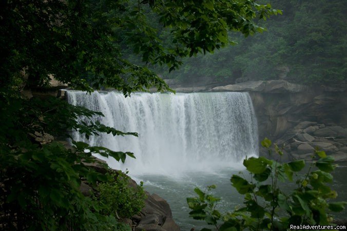 Nearby Cumberland Falls | Renfro Valley KOA | Image #6/20 | 