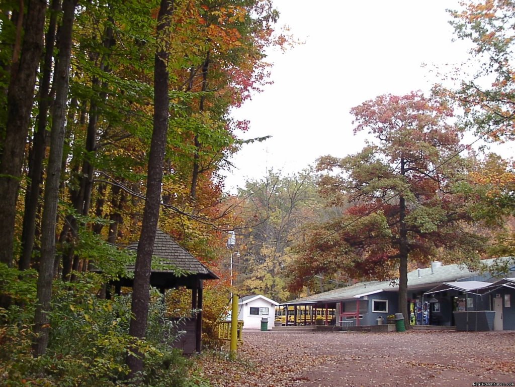 Adventure Center at Whitewater Challengers | Lehigh River Whitewater Rafting in the Poconos PA | Image #21/26 | 