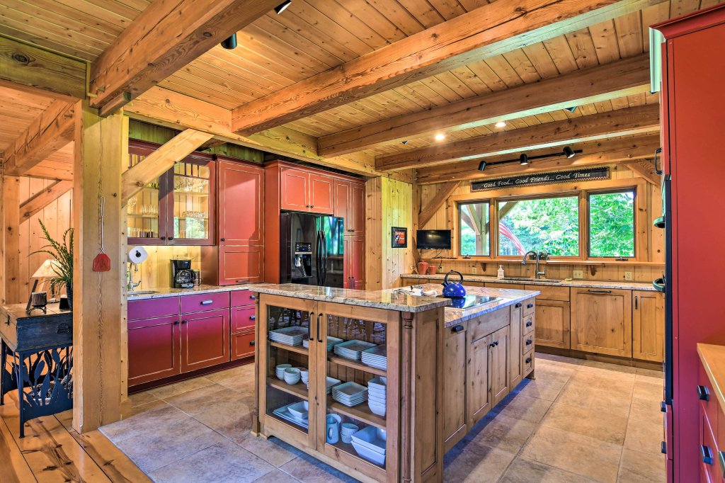 Timberpine Lodge Vacation Rental | Image #14/15 | 