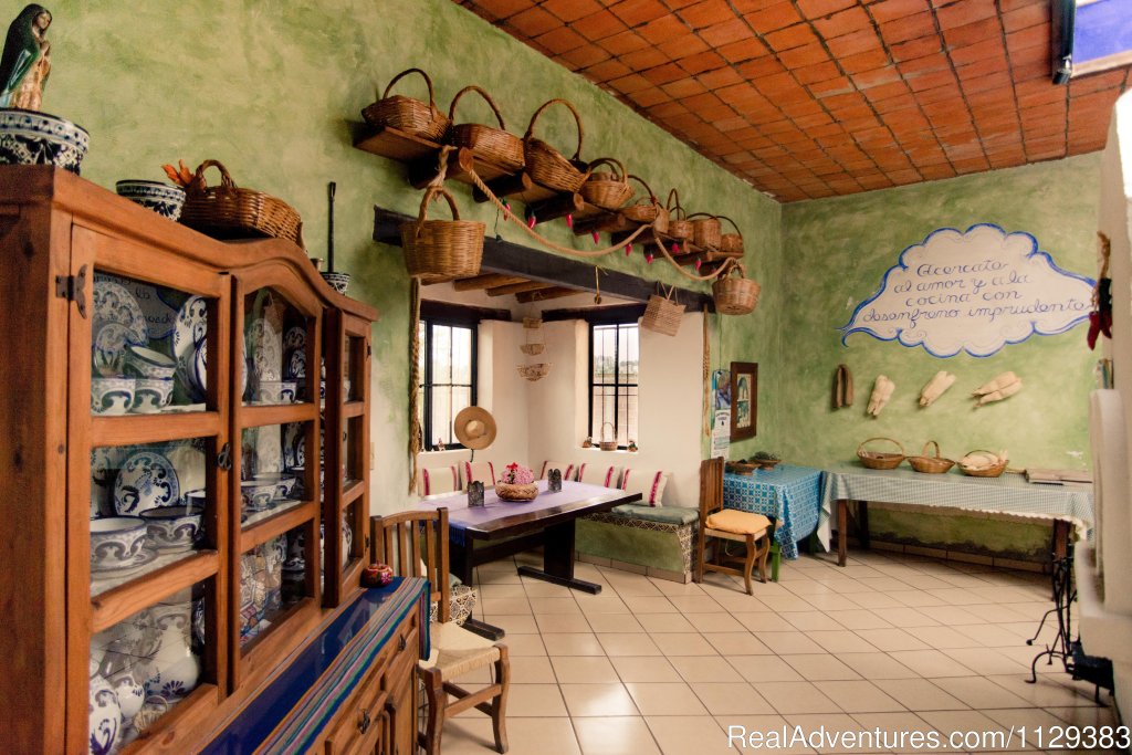 Casa Carmelita Kitchen | Mexican Cooking Classes Boutique Accommodation | Image #8/21 | 