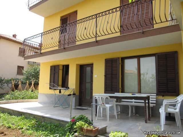 apartment entrance | Apartments Stimec, Izola near the sea | Image #2/5 | 