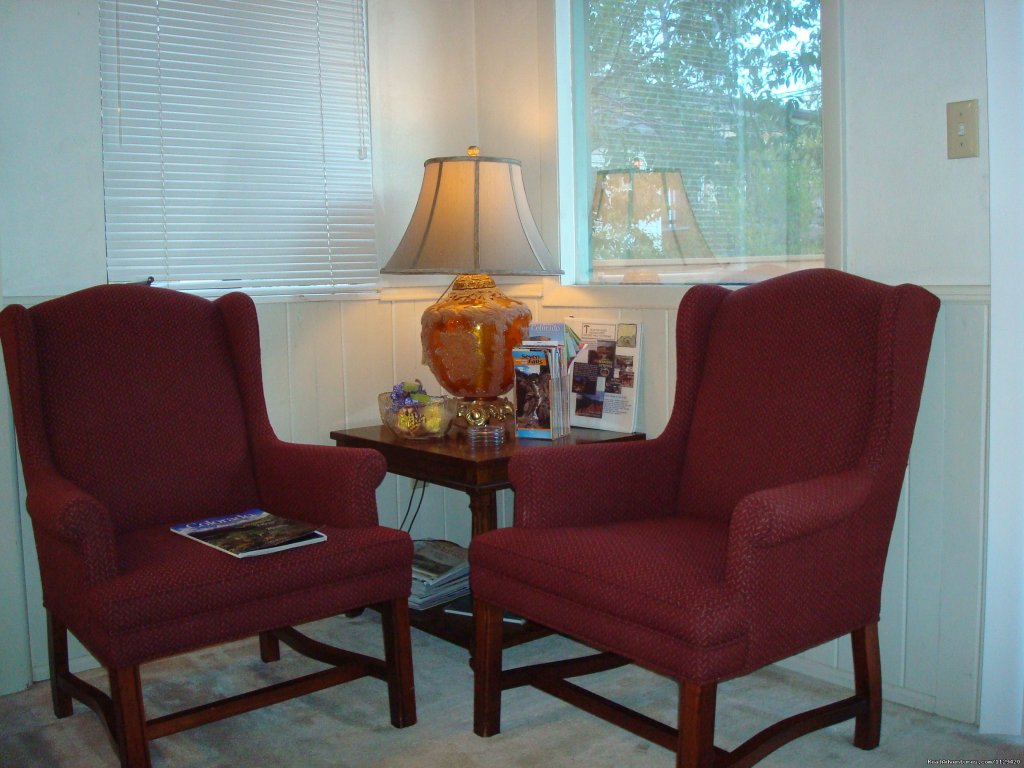 SITTING AREA IN THE LIVING ROOM | Pikes Peak Cabin  By Garden Of The Gods | Image #13/22 | 