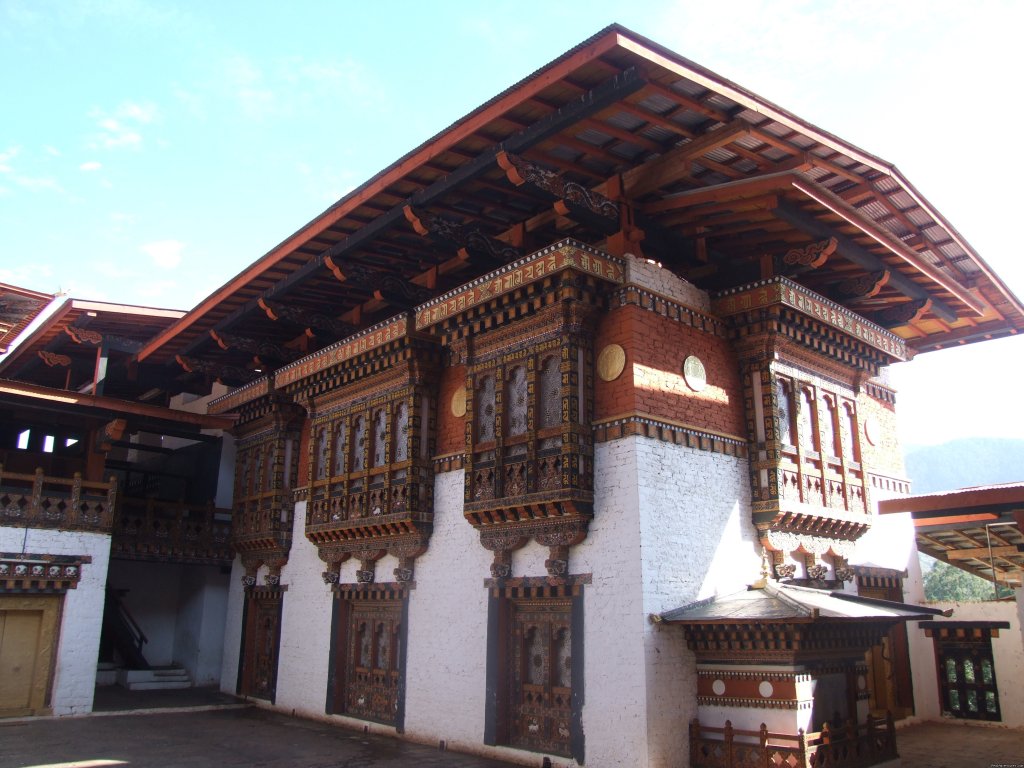 Bhutanese Architecture | Bhutan Bigfoot Trekkers | Image #4/9 | 