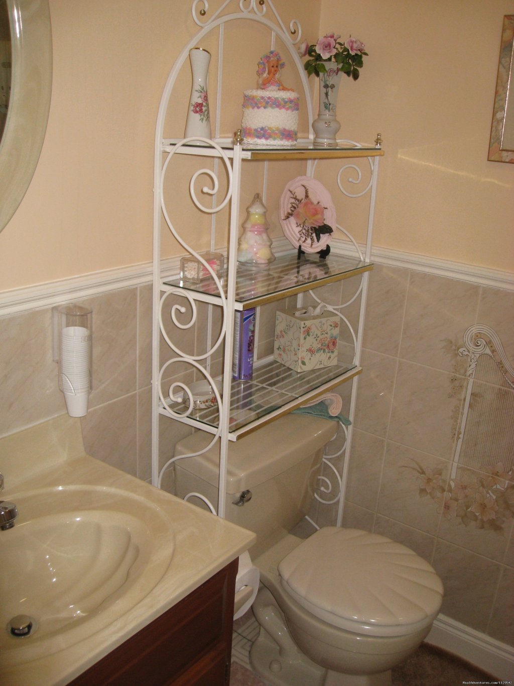 A Bathroom view | Pennsylvania House B&B | Image #10/18 | 