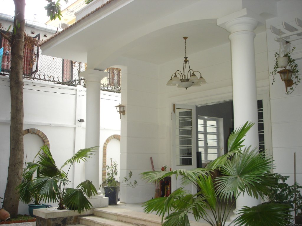 Wondeful Stay At La Nomada B & B | Ho Chi Minh, Viet Nam | Bed & Breakfasts | Image #1/5 | 