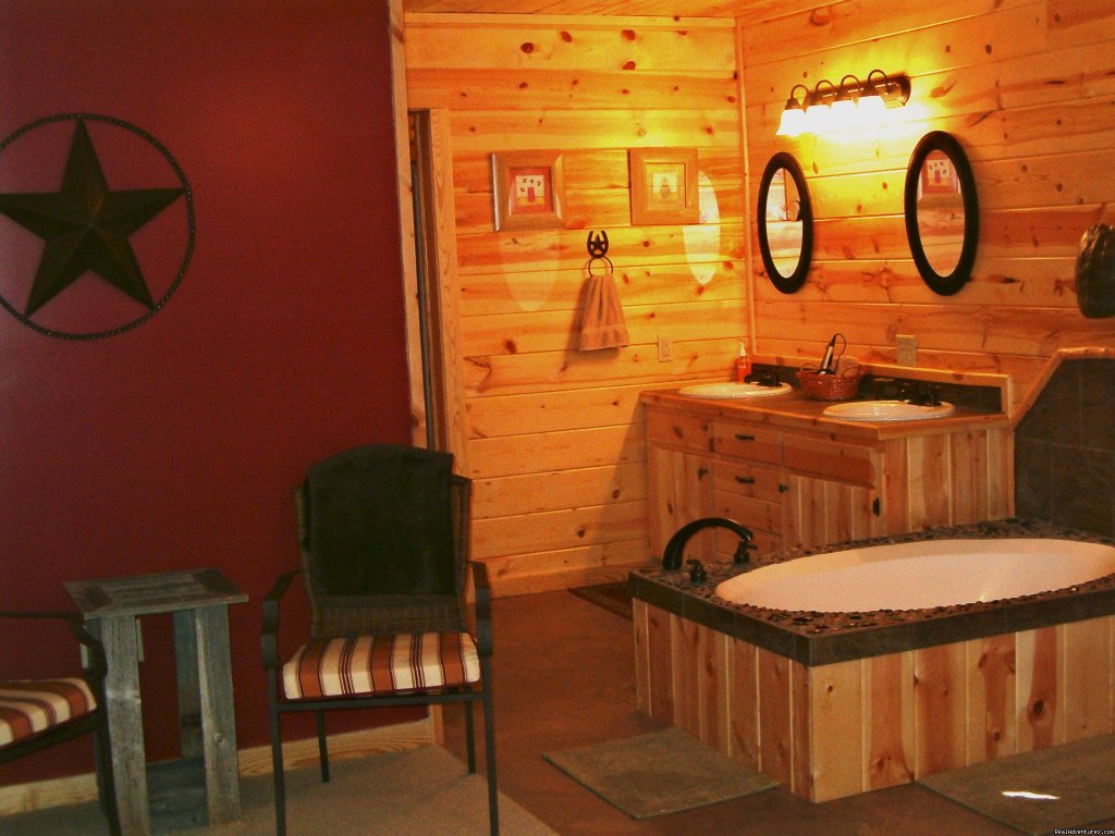 Rising Star Cabin | Five Star Cabins (A Mountain Getaway) | Image #4/12 | 