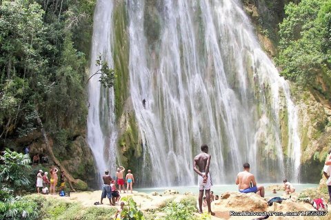 El Limon Waterfall