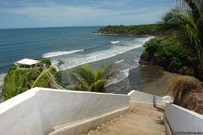 stairs | Hotel Miraflores, Las Flores East El Salvador | Image #10/23 | 