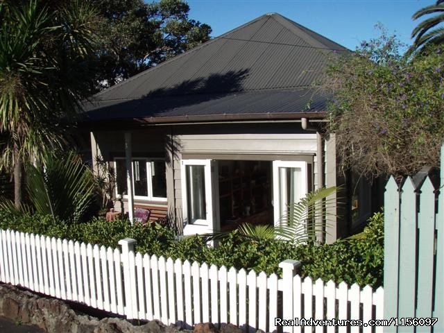 Auckland - Karins Garden Villa B&B/Homestay | Auckland, New Zealand | Bed & Breakfasts | Image #1/6 | 