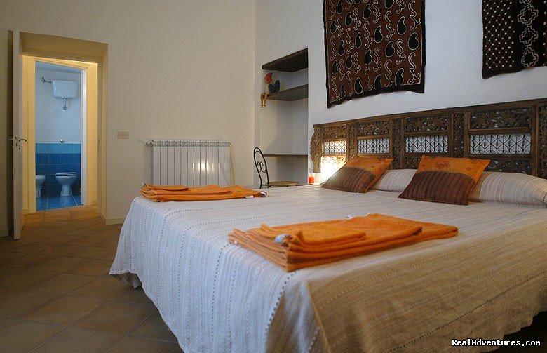 Jasmine room | B&B diLetto a Napoli, Naples, Italy | Image #8/14 | 