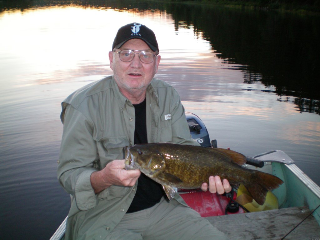 Trophy smallmouth | Slippery Winds Wilderness Lodge, Yoke Lake Nw Ont. | Image #4/14 | 