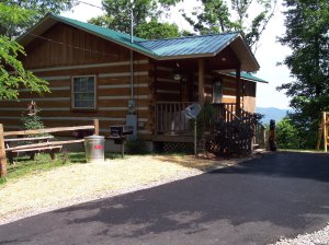 Dancing Bear | Sevierville, Tennessee | Vacation Rentals