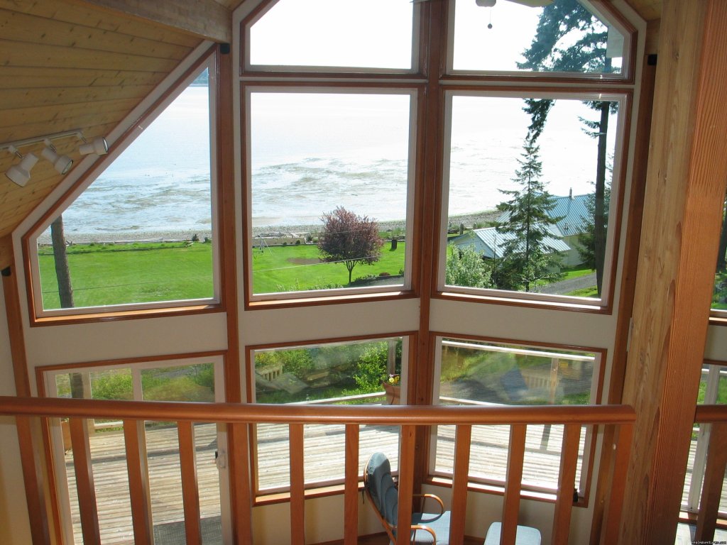 Master Loft View | Olympic Peninsula's Oak Bay Getaway | Image #7/8 | 