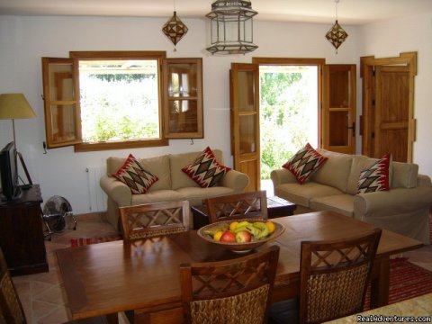 Casa Abuela dining area