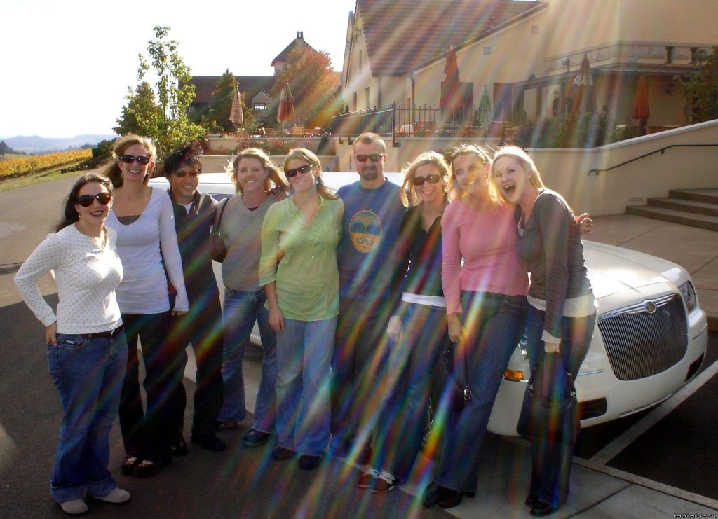 Sunshine Limo Service and Wine Tours Oregon Wine Tour | Sunshine Limo Service Oregon Wine Tours | Image #2/4 | 