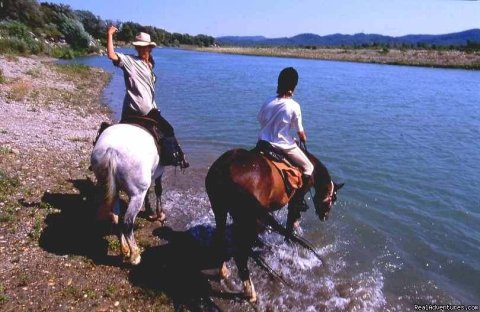 Crossing of the Durance River for the trip up to Camargue