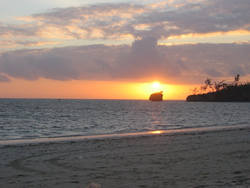 Boracay sunset right view | Boracay Habagat Kiteboarding and Aissatou Resort | Image #9/17 | 