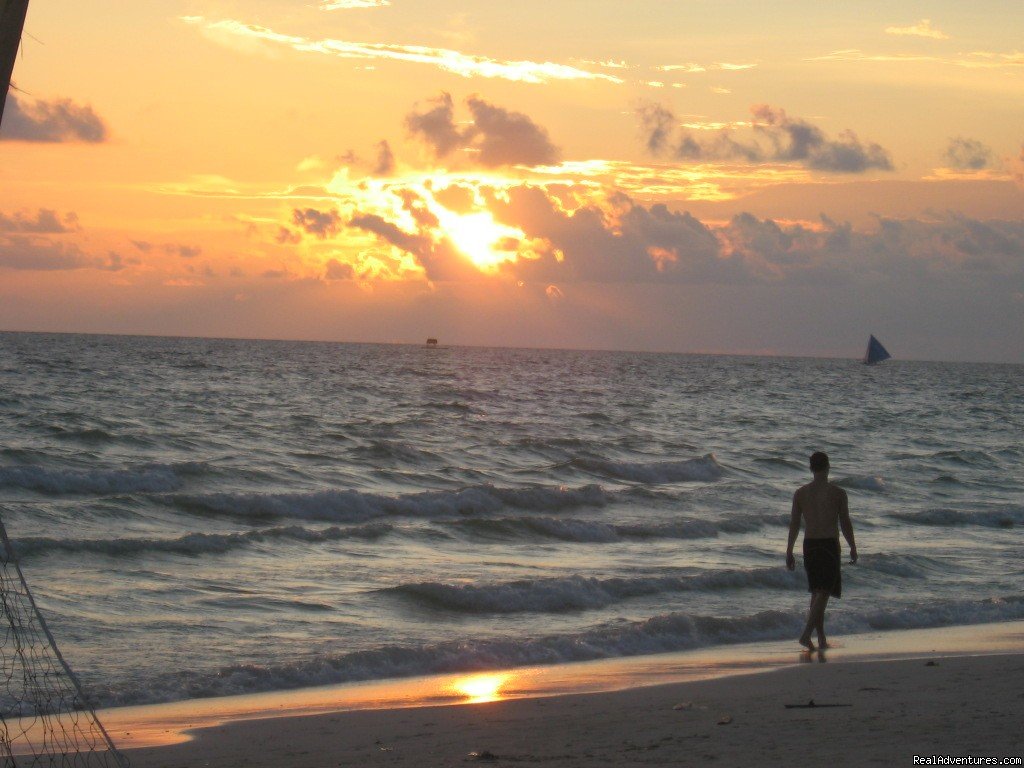 Boracay sunset | Boracay Habagat Kiteboarding and Aissatou Resort | Image #11/17 | 