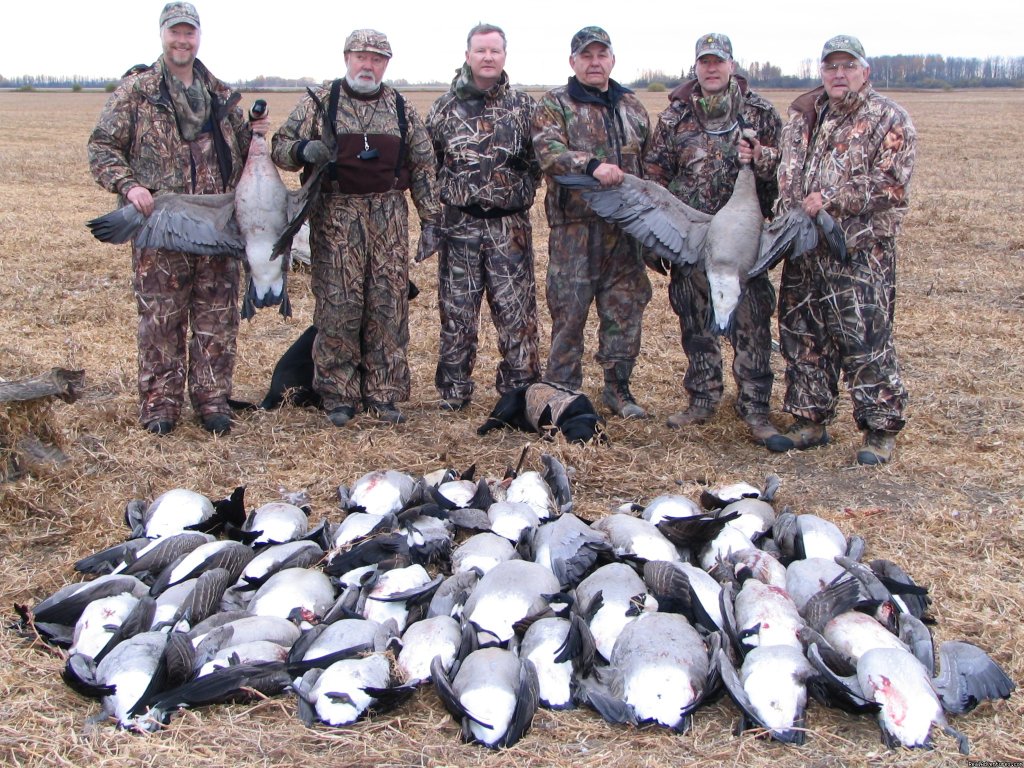 World Class Waterfowl Hunting Alberta | Image #4/25 | 