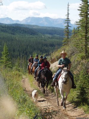 Old Entrance Cabins & Trail Rides Near Jasper Park