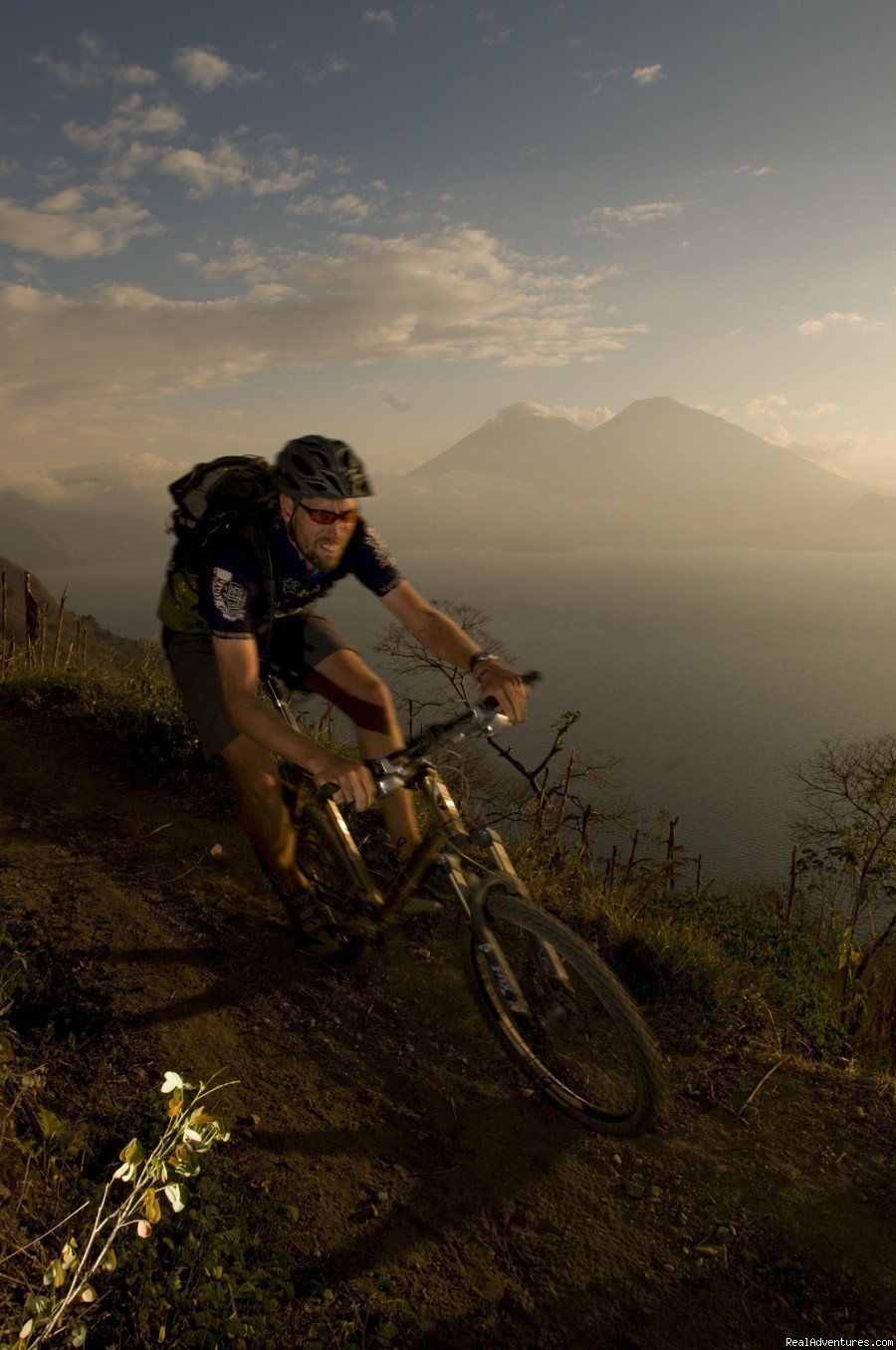 Lake Antigua riding | La Ruta de Maya | Image #5/17 | 