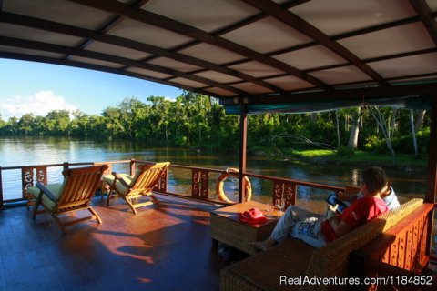 The Comfortable Viewing Deck Of The Rahai'i Pangun Ii