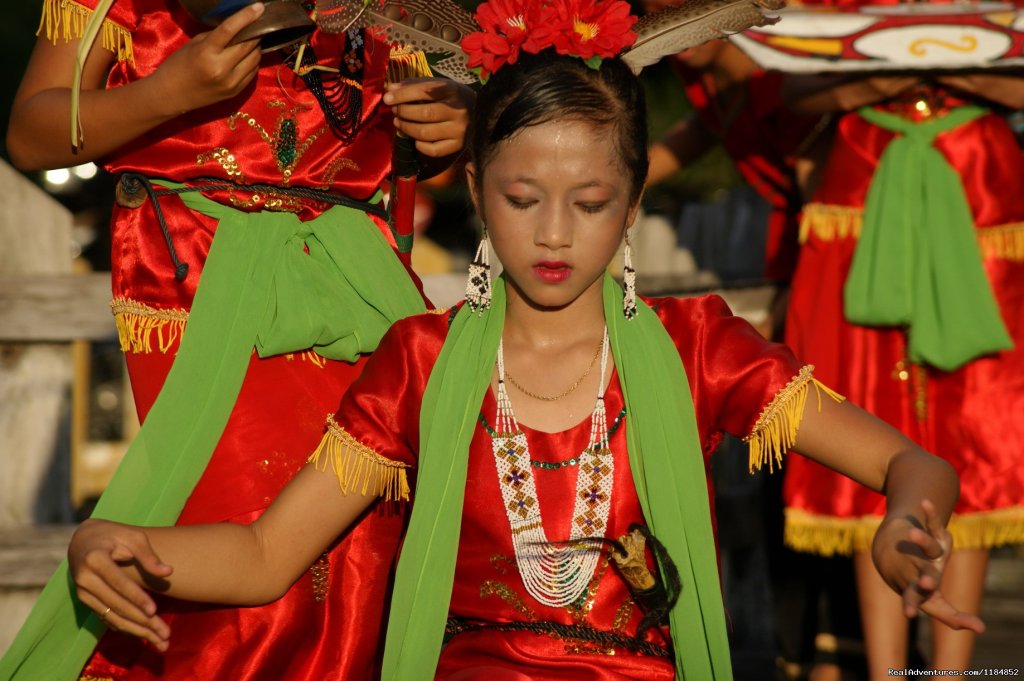 Traditional Dayak Cultural Peformances | Orangutan River Cruises | Image #11/18 | 