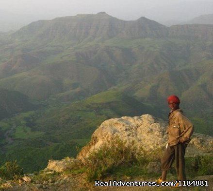 Landscap of Ethiopia | Southern Cultural Route: Journey the Omo Valley | Image #3/6 | 