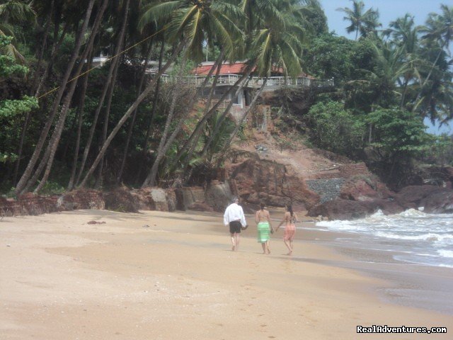 Beach In front | Seashell Beach resort, Romantic Weekend Getaways A | Image #7/16 | 