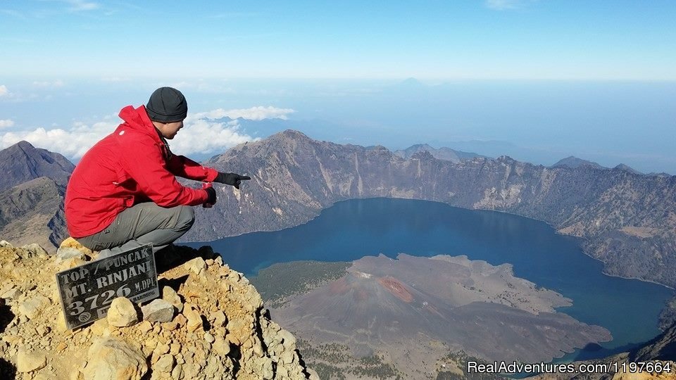 Hiking trekking climbing camping adventures mount Rinjani | Hiking Trekking Climbing Adventures Mount Rinjani | Mataram, Indonesia | Hiking & Trekking | Image #1/1 | 