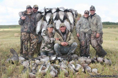 Alberta Waterfowl | Edmonton, Alberta  | Hunting Trips | Image #1/3 | 