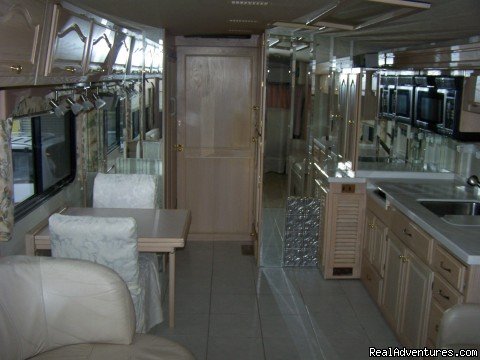 Rv Rental | Los Angeles, California  | RV Rentals | Image #1/12 | 