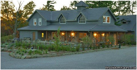 Carriage Ridge Resort | Resort for All Seasons, Horseshoe Valley (Canada) | Shanty Bay, Ontario  | Bed & Breakfasts | Image #1/10 | 