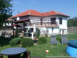 Three Bedroom House With Garden Nr Veliko Tarnovo