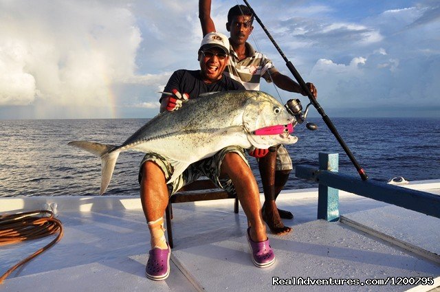 Okubo san trip With Dolphin April 2012 | Maldives Trips - Fishing, Surfing, & Scuba Diving | Image #4/19 | 