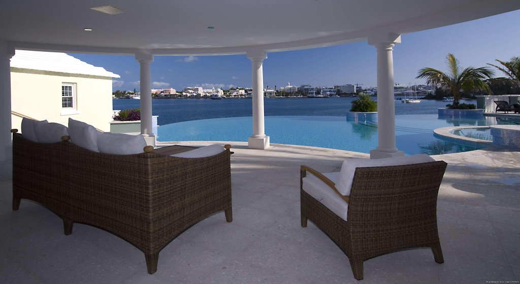 Pool deck | Newstead Belmont Hills Golf Resort & Spa | Image #7/11 | 