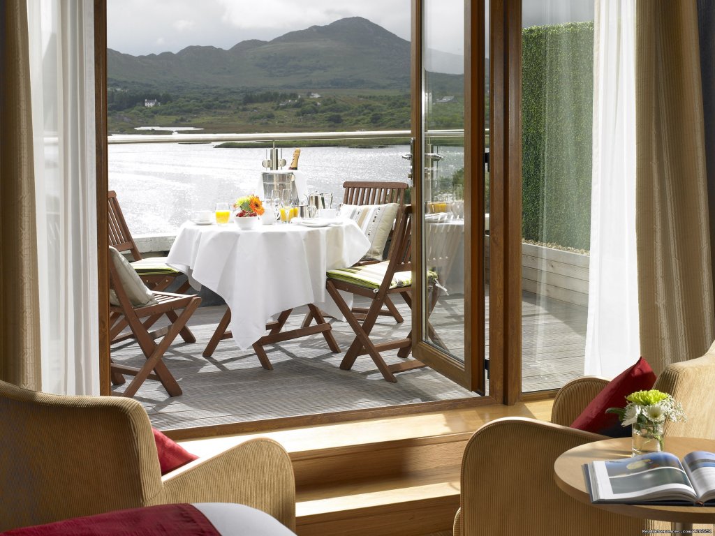 Deluxe Balcony Suite | Sneem Hotel & Apartments | Image #2/6 | 