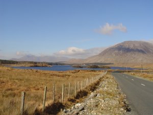 Kylemore Pass Hotel | Gaillimh, Ireland | Bed & Breakfasts