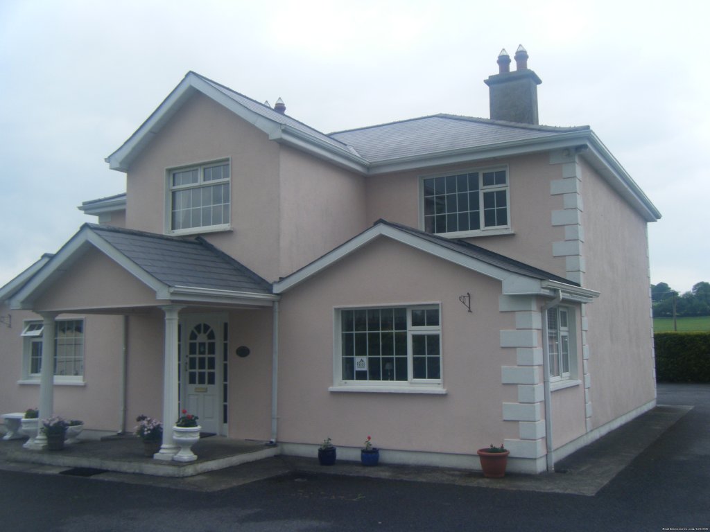 Tir na Nog Bed and Breakfast | Tir Na Nog | Co Tipperary, Ireland | Bed & Breakfasts | Image #1/7 | 