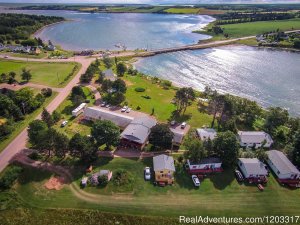 The Pines Motel & Cottages