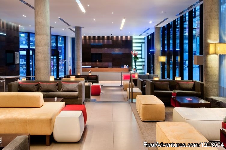 Lobby | Hilton London Tower Bridge | Image #5/7 | 