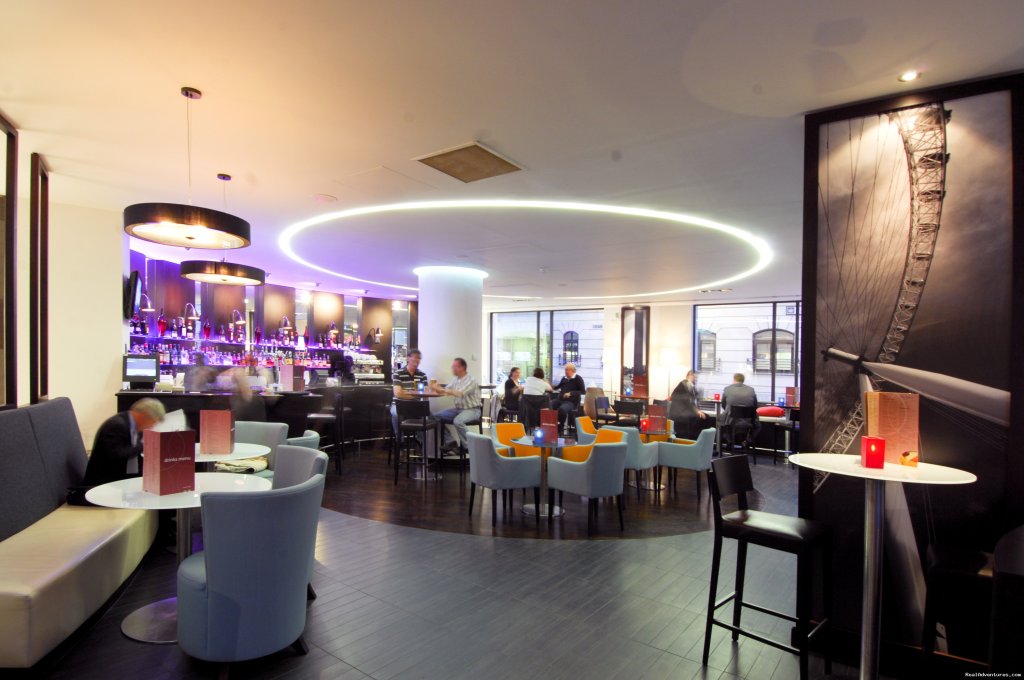 Elements Bar | Novotel London Tower Bridge | London, United Kingdom | Hotels & Resorts | Image #1/6 | 