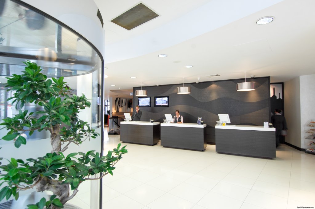 Reception | Novotel London Tower Bridge | Image #4/6 | 