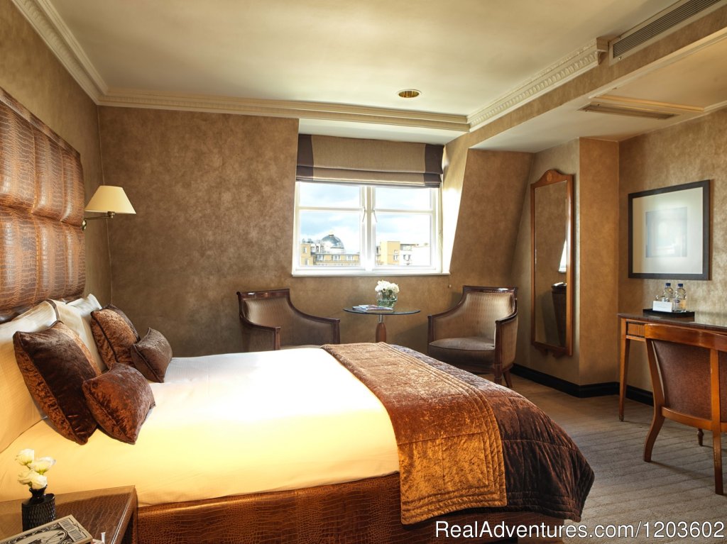 Standard Double Room | Radisson Edwardian Hampshire | Image #2/26 | 